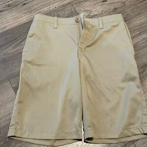 Boys Under Armour khaki shorts